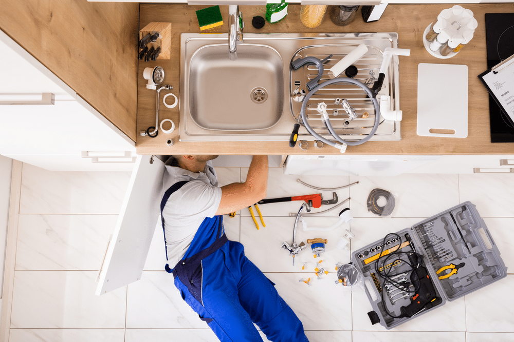 Kitchen Plumbing Cleaning